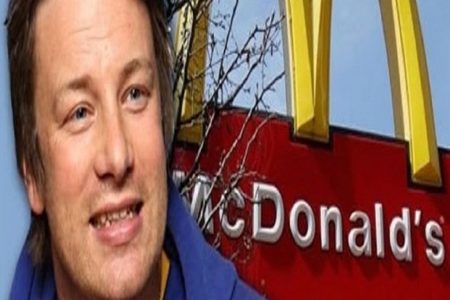 أشهر شيف في العالم يثبت أن هامبرجر ماكدونالد McDonald’s غير صالح للاستهلاك البشري !