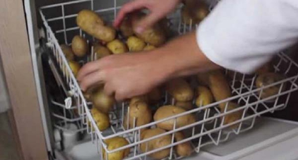 غسل-البطاطس