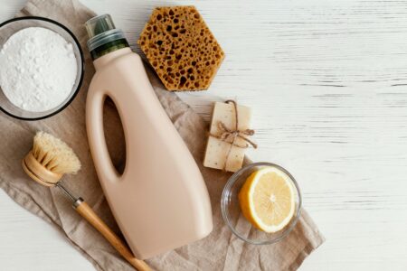 مستحضرات التنظيف المنزلية : ما هي مخاطرها ؟ وما البدائل الطبيعية لها ؟ (1)
